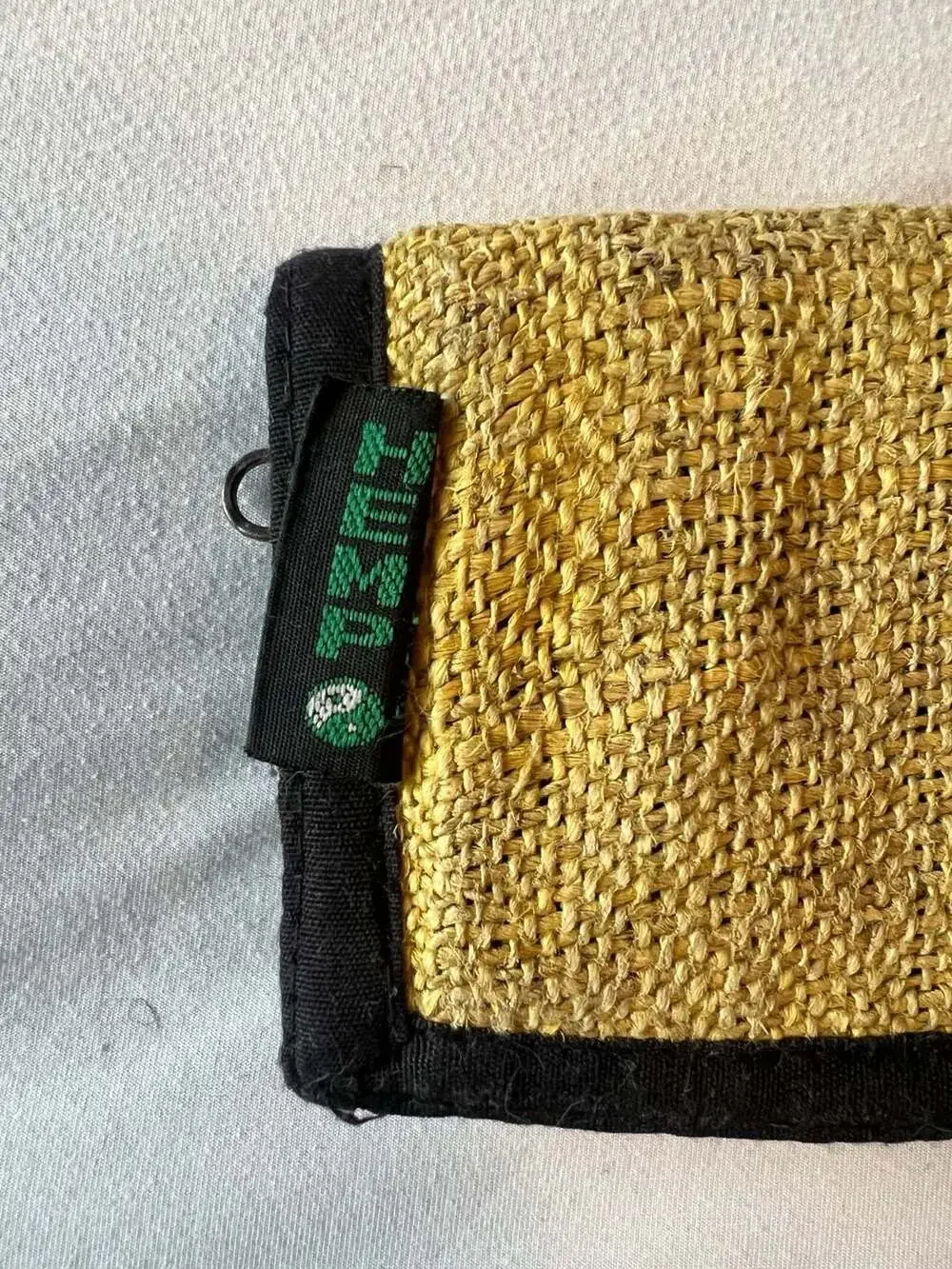 Hemp Tri-Fold Wallet with Zipper Pockets and Earth-Tone Pattern